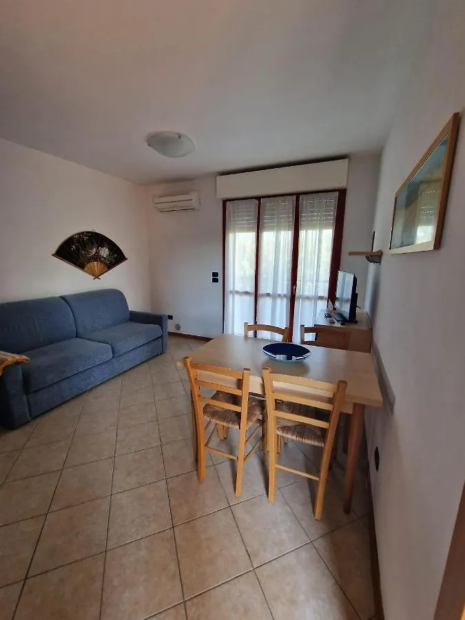 Villa La Cavaliera San Vincenzo 3*,