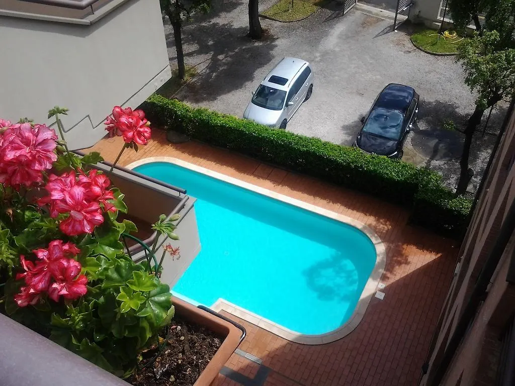 *** Aparthotel Villa La Cavaliera Italy